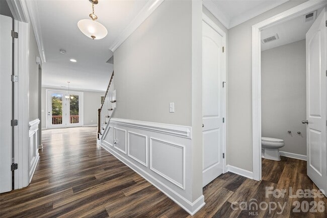 Building Photo - 414 Sandbar Pt
