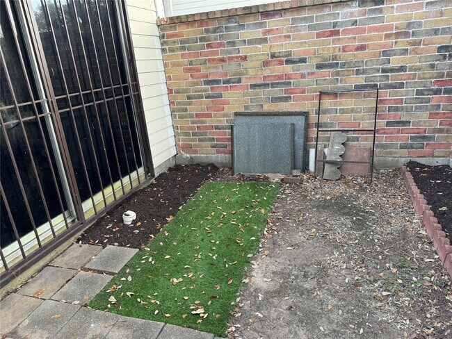 Building Photo - 9107 Ketchwood Dr