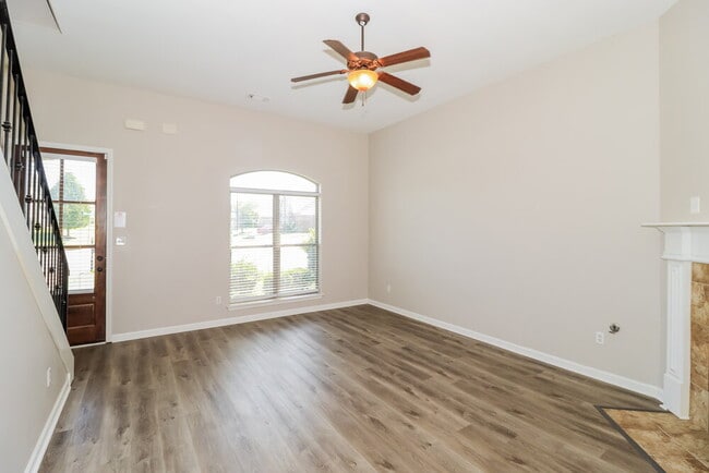 Building Photo - 110 Birch Springs Dr