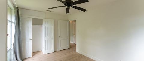 Building Photo - 1602 Westmoor Dr