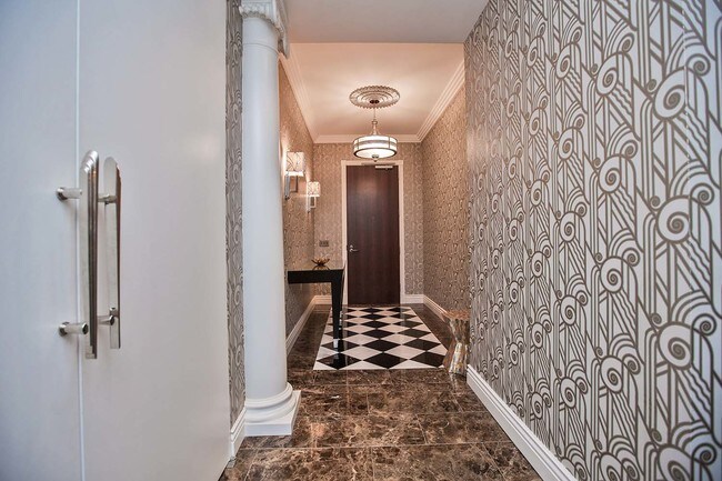 Building Photo - Fully Furnished Art Deco-Style Condo