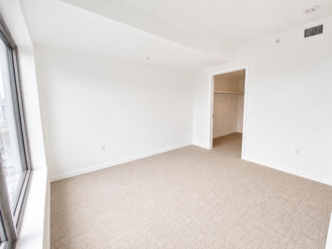 Building Photo - 1Bd/1Ba Seattle Condo