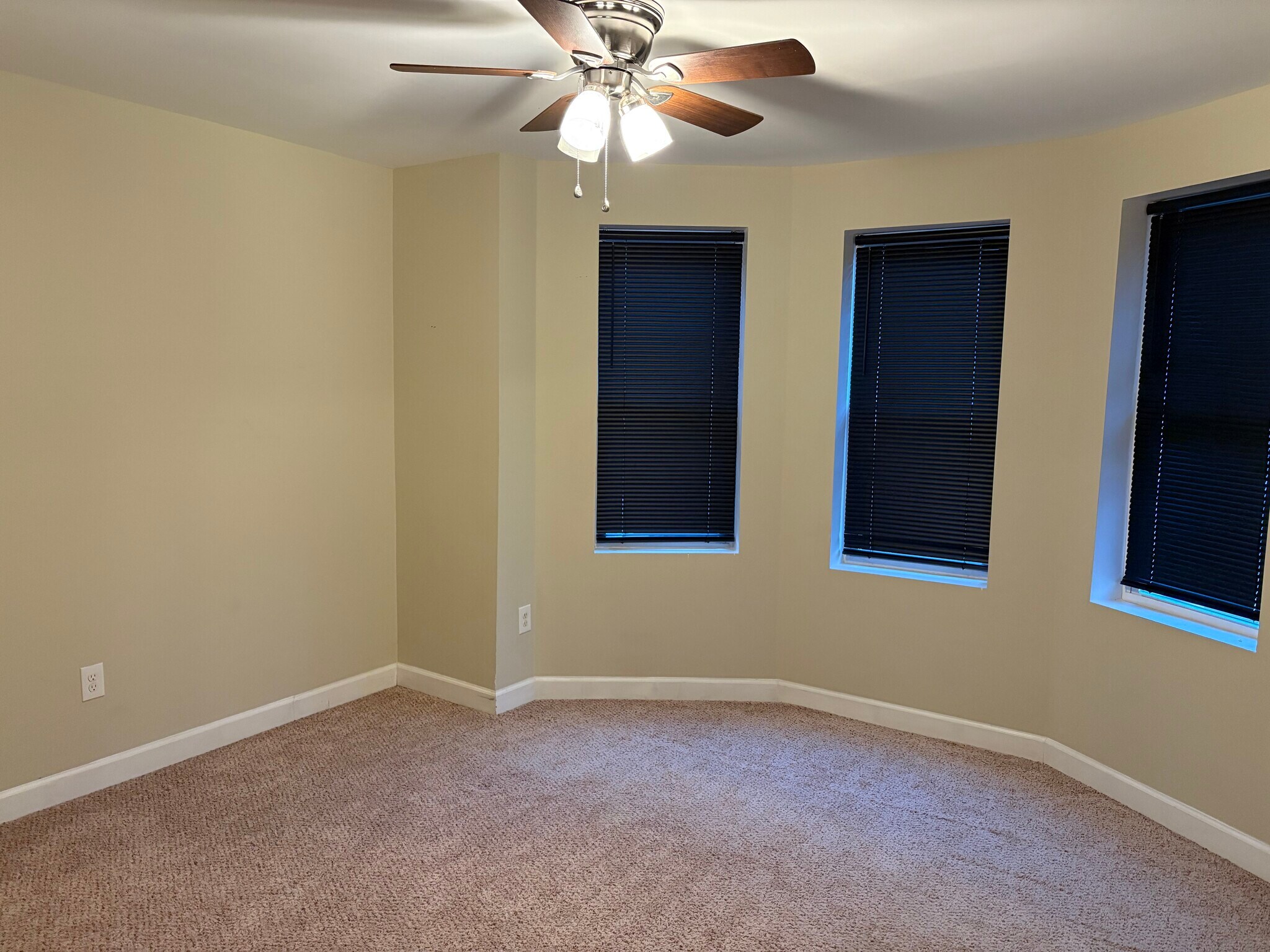 Master bedroom - 1624 N Felton St