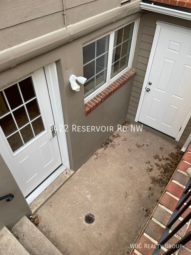 Building Photo - 3422 Reservoir Rd NW