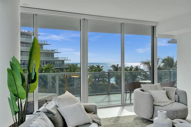 Building Photo - 2200 N Ocean Blvd