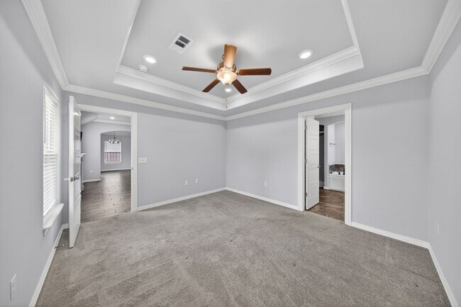 Building Photo - 4559 W Barhem Dr