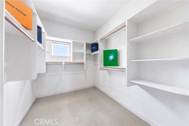 Building Photo - 159 N San Marino Ave