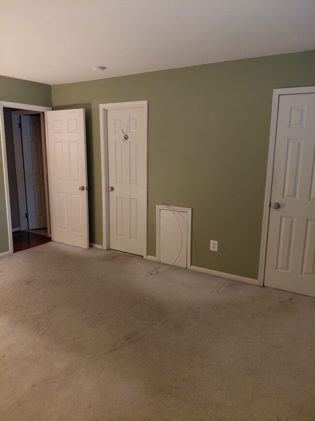 Building Photo - 93 Ramsgate Ct