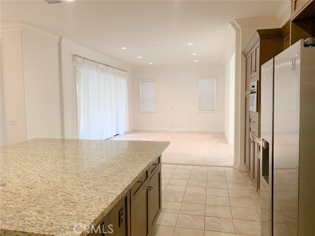 Building Photo - 16 Manzanillo