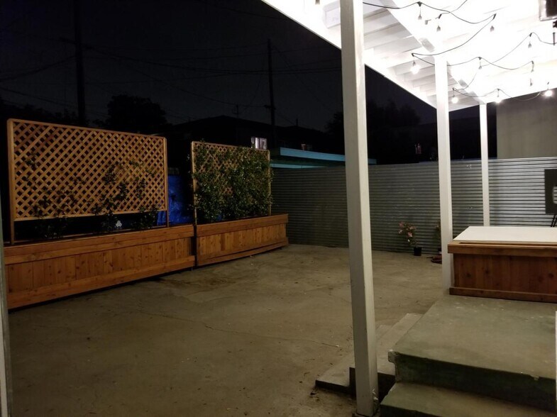 Building Photo - 1923 Pennsylvania Ave