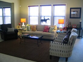 Building Photo - 527 Tranquil Sound Dr