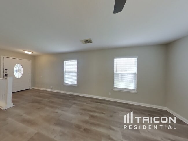 Building Photo - 3417 Santa Fe Trail