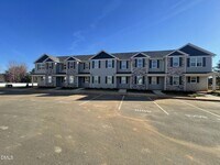 Building Photo - 1001 Peony Ln