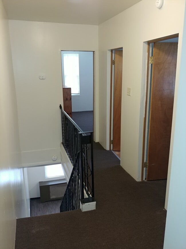 Building Photo - Olney Area-Great rental home