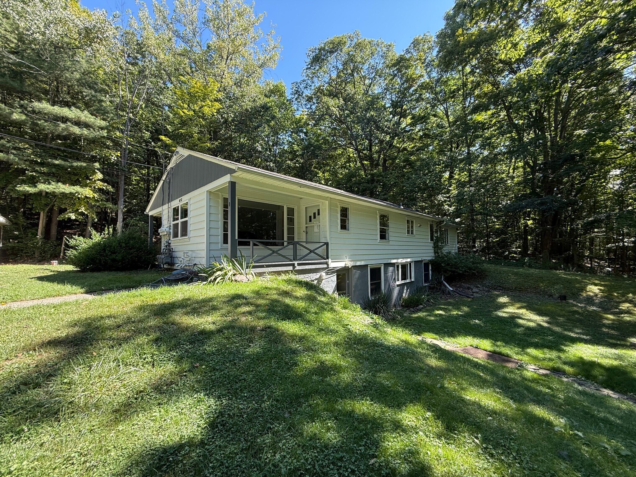 Building Photo - 1690 Slaterville Rd