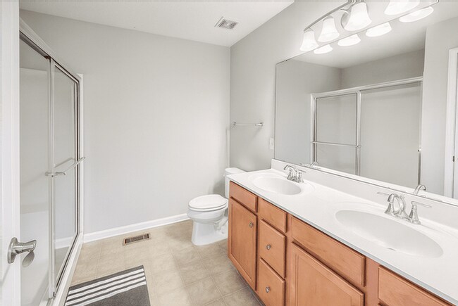 Building Photo - 240 Irongate Dr