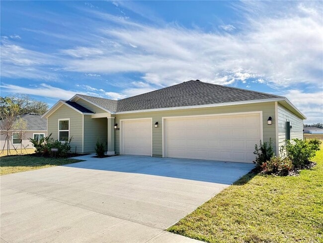 Building Photo - 4212 SW 82nd Ln