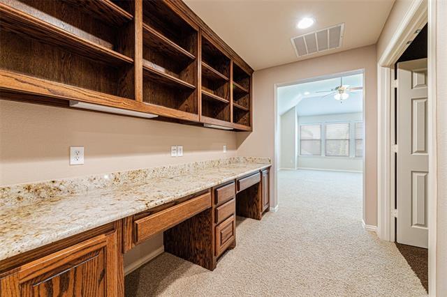 Building Photo - 6305 Canyon Crest Dr