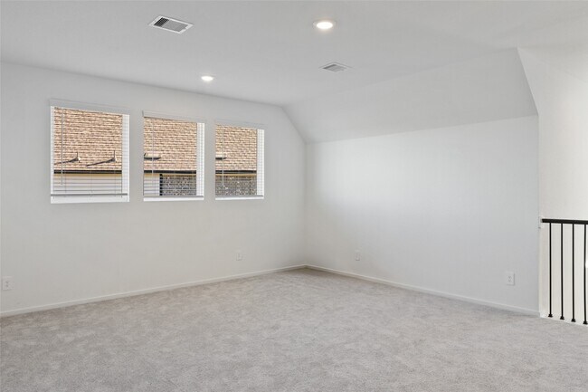 Building Photo - 17754 Pansy Heron Trl