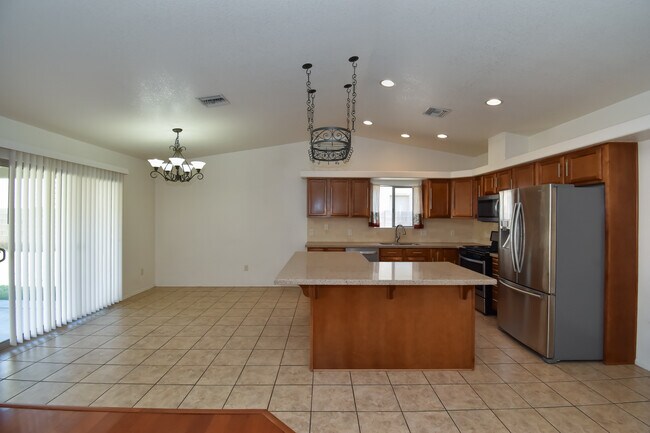 Building Photo - 11766 E Alpha Way