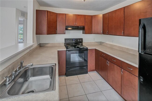 Building Photo - 1039 Dogwood Dr