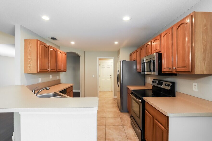 Building Photo - 3051 Sire Trail