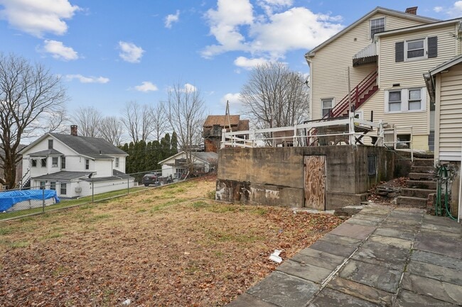 Building Photo - 59 High St