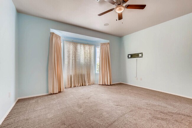 Building Photo - Updated 2 Bedroom in Sun City Anthem