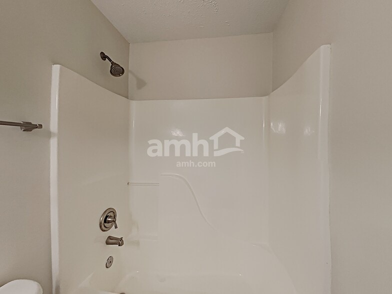 Building Photo - 3215 Cinch Ct