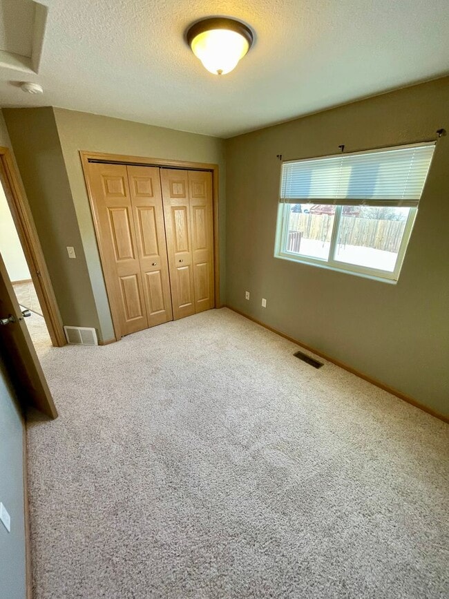 Building Photo - ~ FALL SPECIALS GALORE ~ Beautiful 3 Bedro...