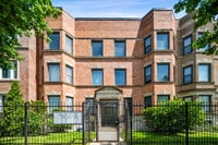 Building Photo - 4631 S Calumet Ave