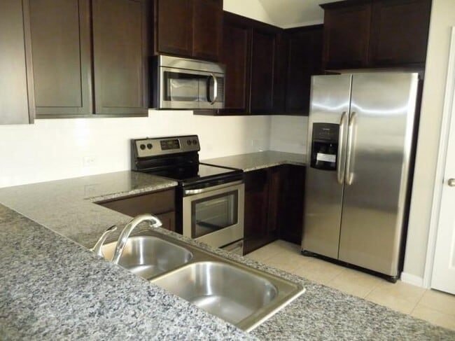Building Photo - 18409 Bandelier Dr