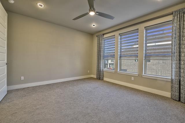 Building Photo - 8080 Ingram Dr