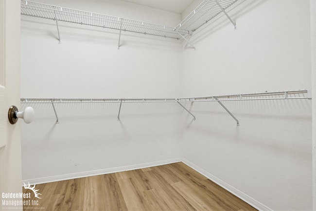 Building Photo - Charming and Spacious 4Bdm 3Ba Home in the Highly Desirable Carmel Valley Community!