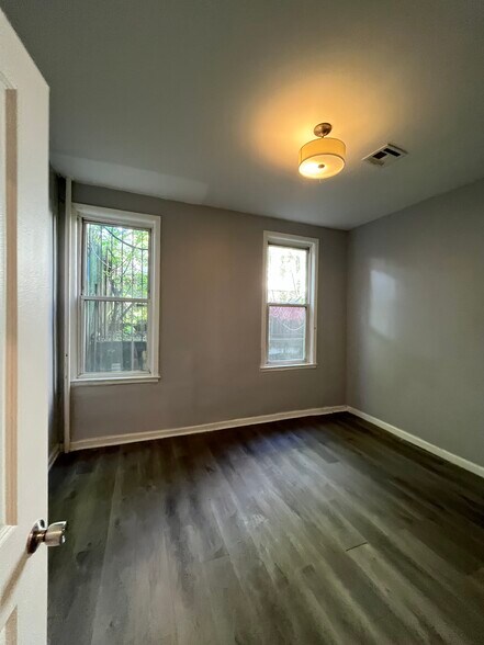 Building Photo - 489 Central Ave