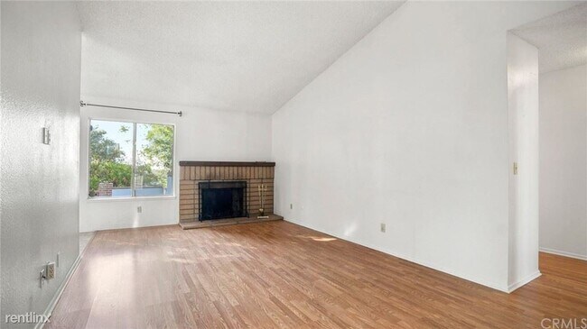 Building Photo - 3 br, 2 bath House - 27991 Clifton St