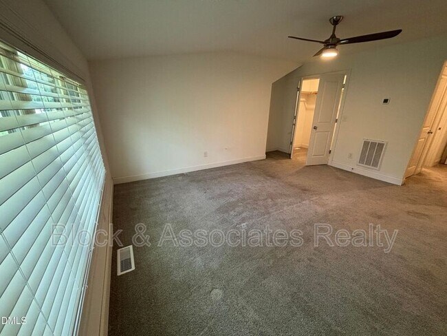 Building Photo - 5710 Parker Pnes Ct