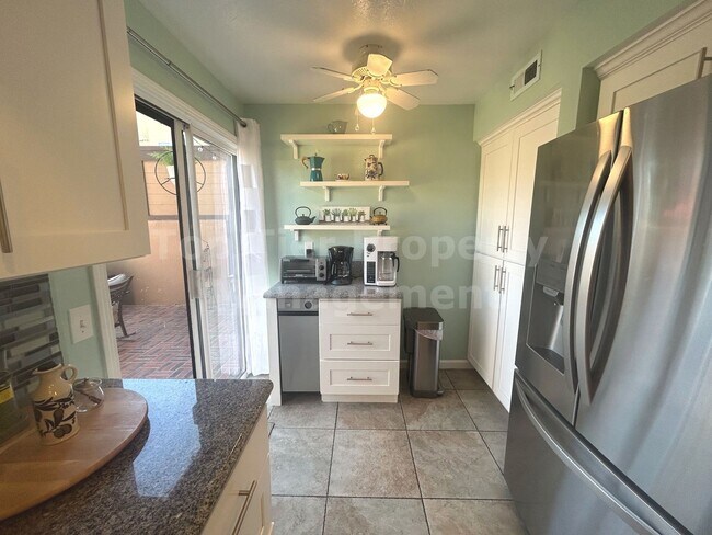 Building Photo - **Beautiful, Fully-Furnished 2 bed / 2.5 bath Townhome in Coastal Carlsbad - Available NOW**