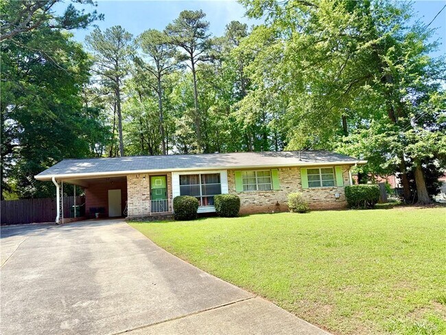 Building Photo - 3042 Hudson Ct