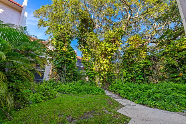 Building Photo - 608 NW 13th St