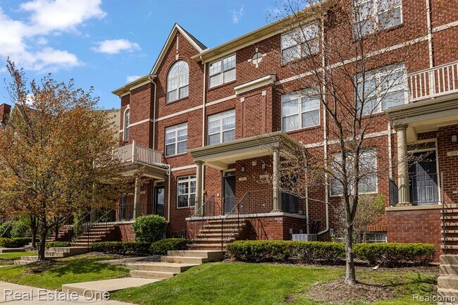 Building Photo - 3091 Camden Dr