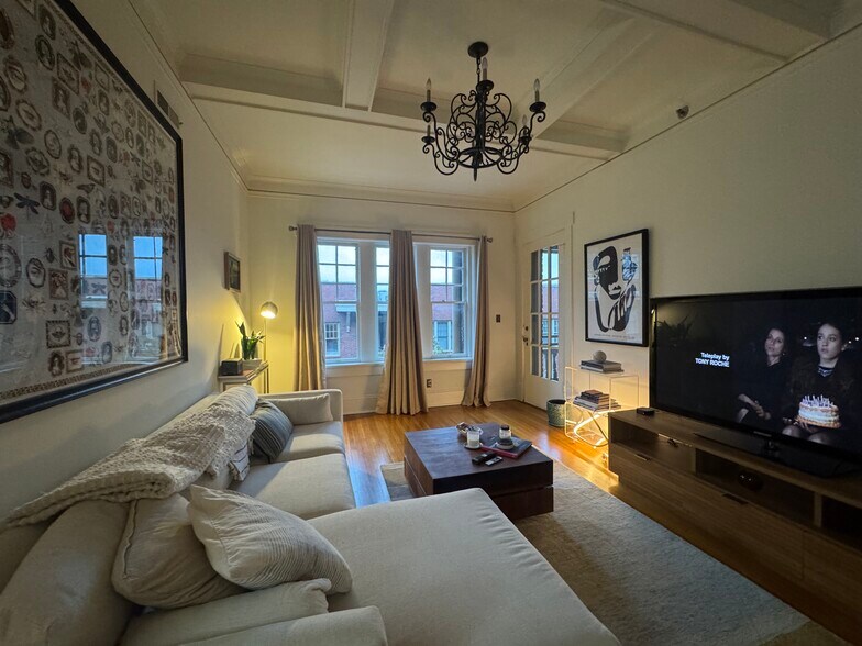 Building Photo - 266 11th St NE