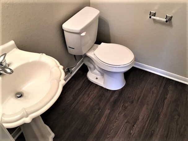 Building Photo - 1906 Glen Park Dr