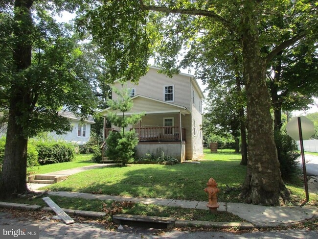 Building Photo - 3317 Devonshire Dr