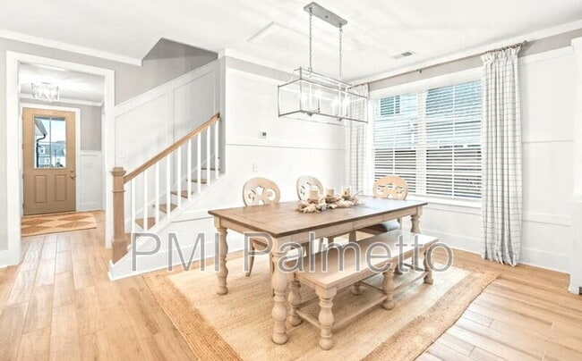 Building Photo - 2322 High Blf Lp