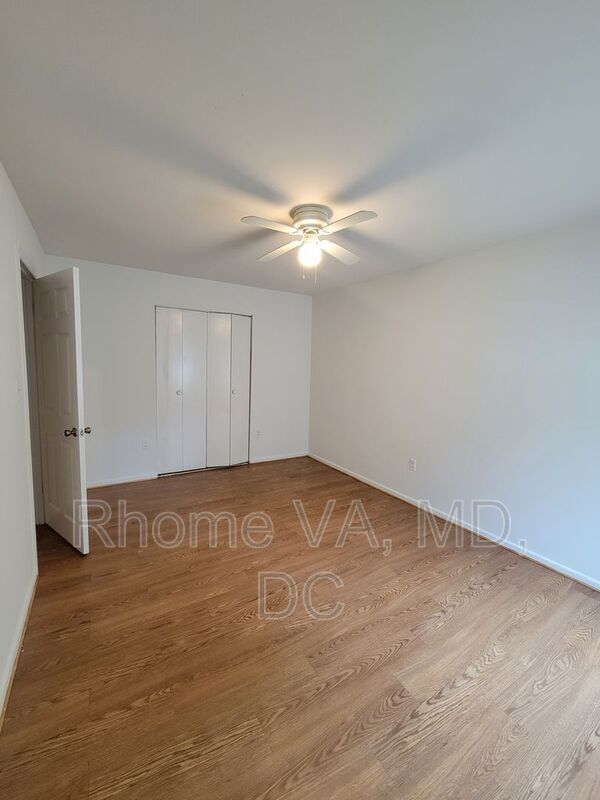 Building Photo - 3220 S 28th St