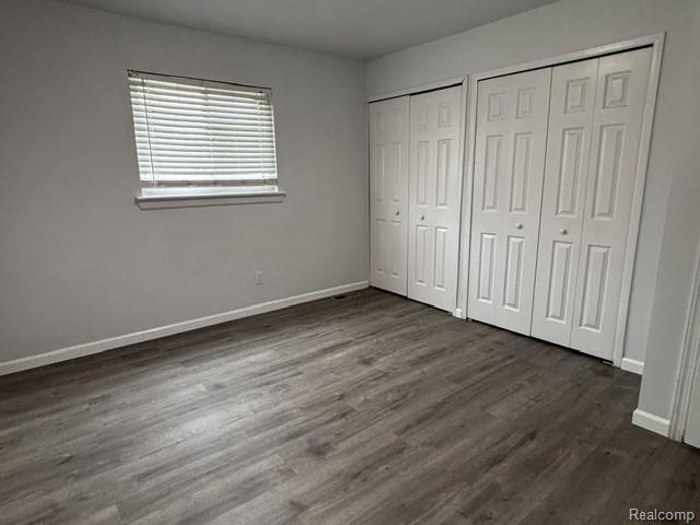 Building Photo - 11853 Plumbrook Rd