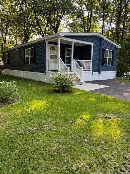 Building Photo - 14 Birch Dr