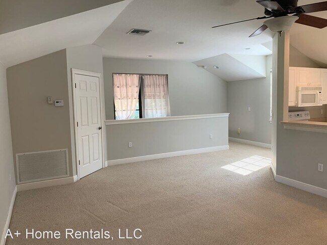 Building Photo - 2 br, 2 bath House - 1423 Stickley Avenue ...