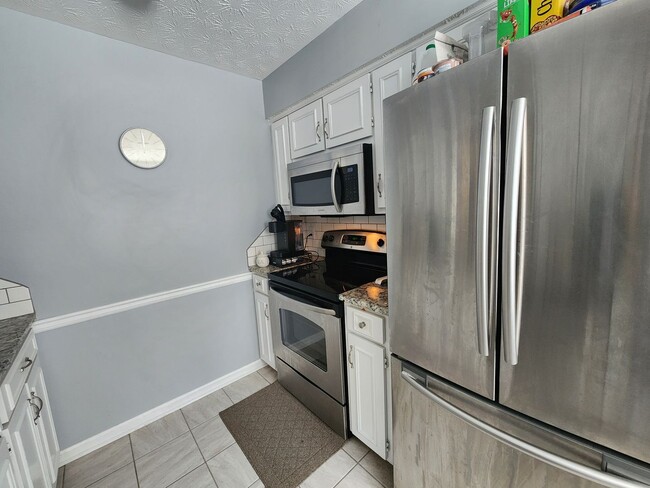 Building Photo - Cozy 3 Bedroom 2 Bath Corner Lot in Columbus, GA